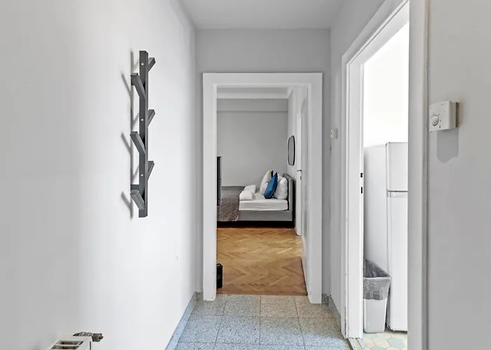 French Balcony - 55m2 - Next To Mariahilferstrasse *