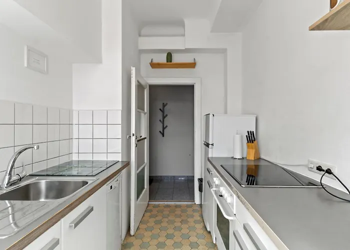 French Balcony - 55m2 - Next To Mariahilferstrasse Wiedeń